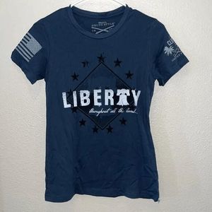 Grunt Style women’s small Liberty t-shirt